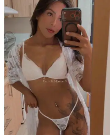 Lara preview