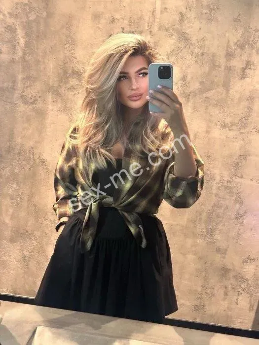 Ella photo 6