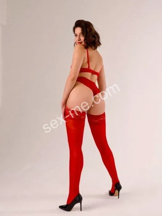 Lina photo 2