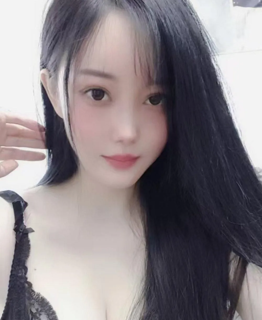Kiki photo 2